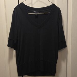 Athleta Step Forward Black V-Neck Relaxed Short Sleeve Top Small